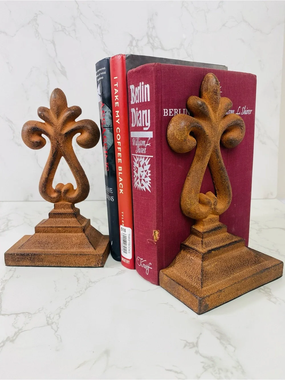 Southern Living At Home Rustic Brown Fleur-de-Lis Bookends vintage cast iron